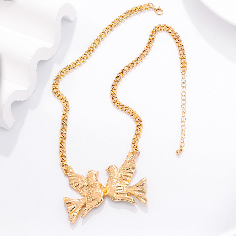 1 European and American fashion exaggerated fun hip-hop single item heavy metal gold peace dove female necklace street party style