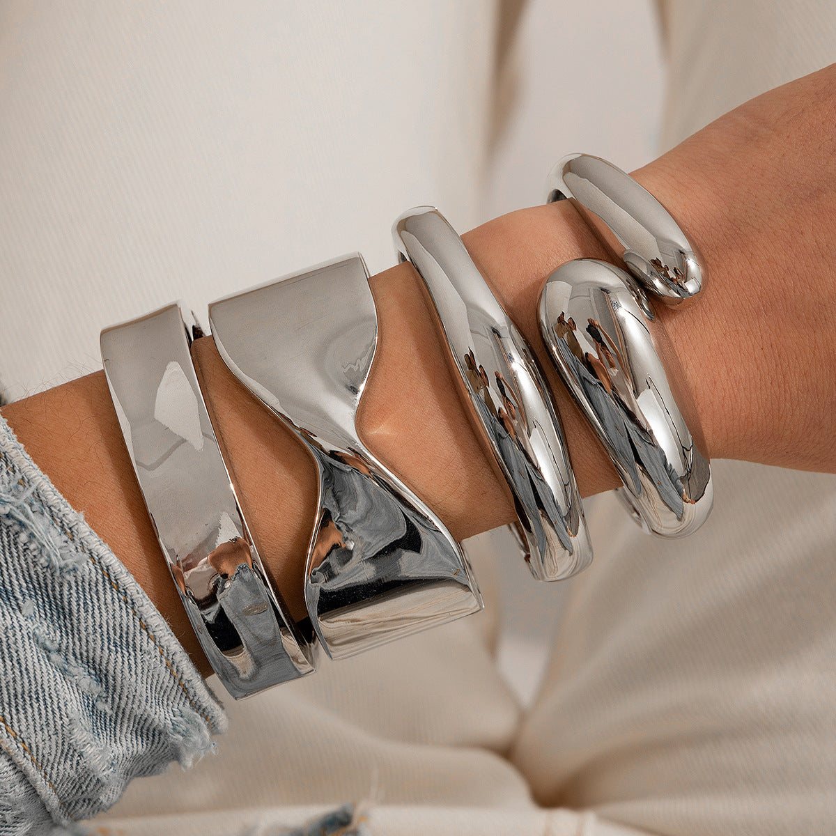 European and American jewelry, design sense exaggerated smooth surface high sense square notch irregular bracelet bracelet