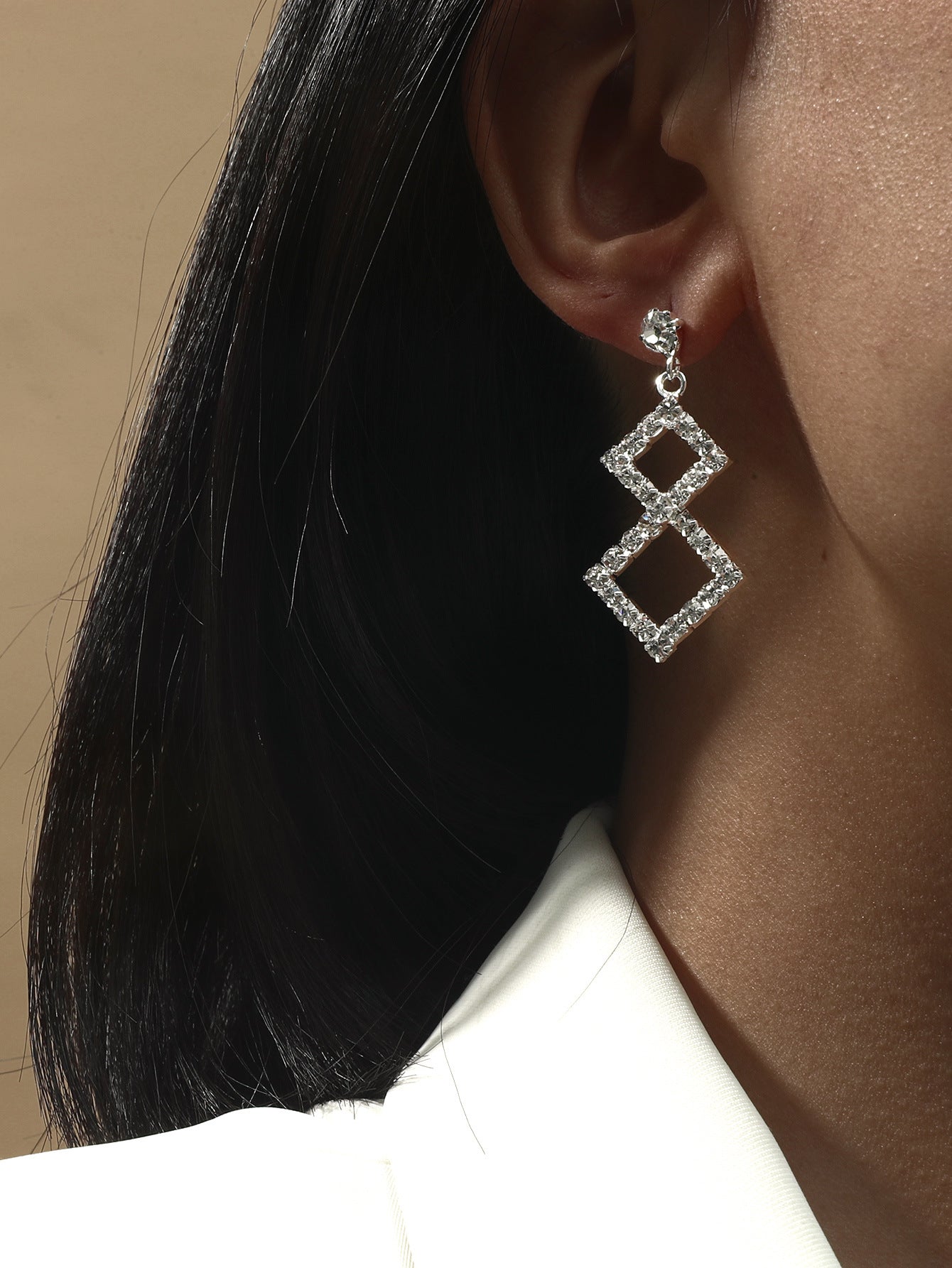Machika high-end super flash full diamond long fringed earrings women's fashion temperament rhinestone ear jewelry earrings