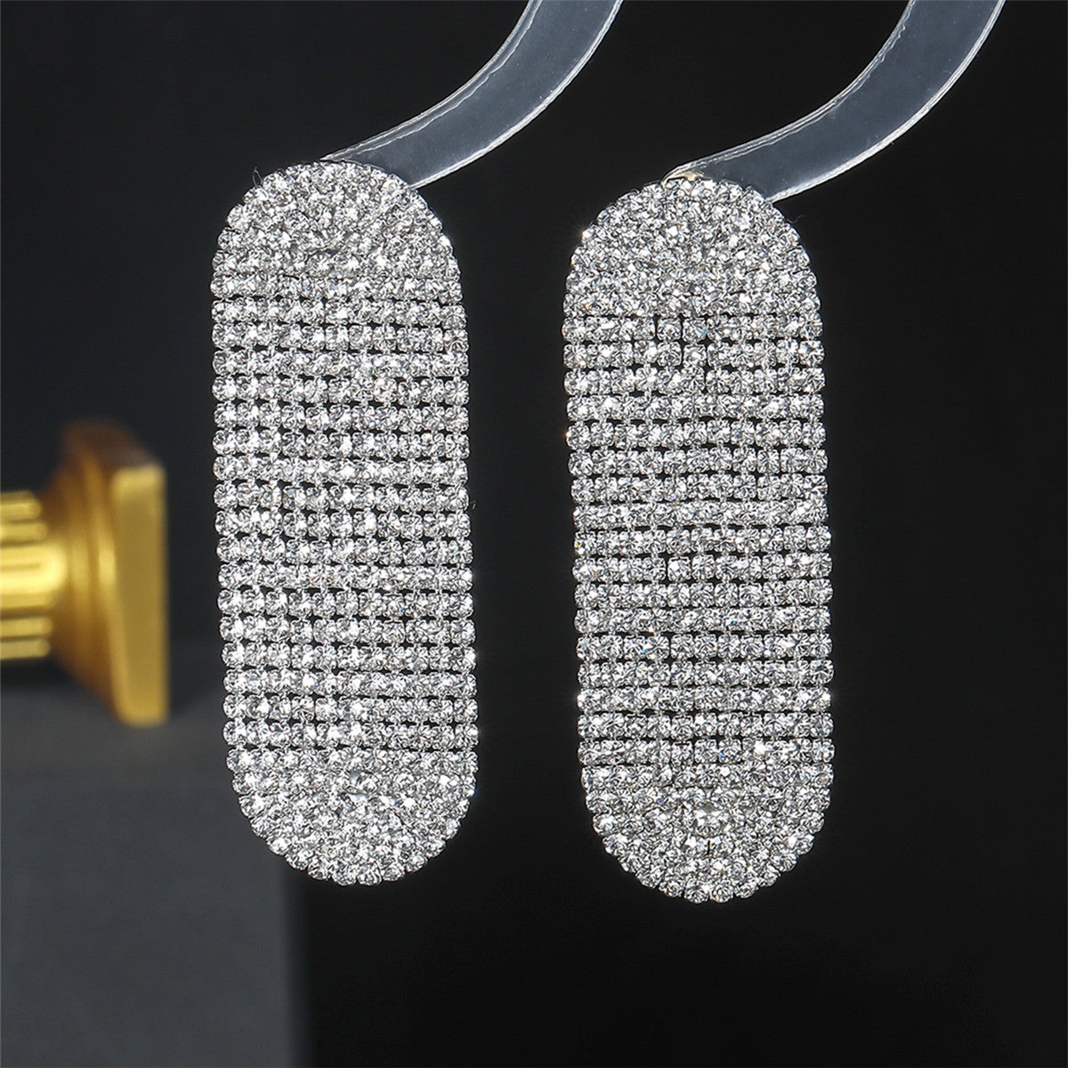 European and American luxury super flash rhinestone long earrings for women, high-end fashion small face earrings, ear jewelry earrings