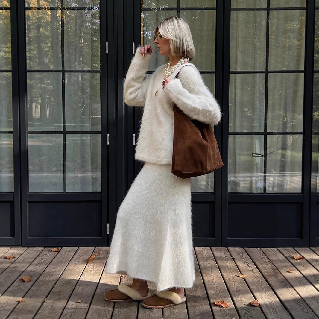 Pullover sweater skirt set, European, American autumn and winter Ins style knitting two-piece sweater set, women  suits