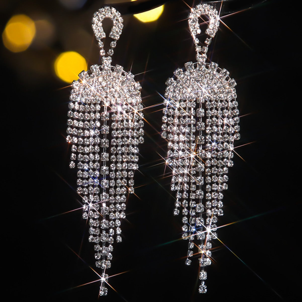 Cross-border European and American fashion full diamond super flash fringed earrings light luxury high sense explosion stud earrings temperament versatile earrings women