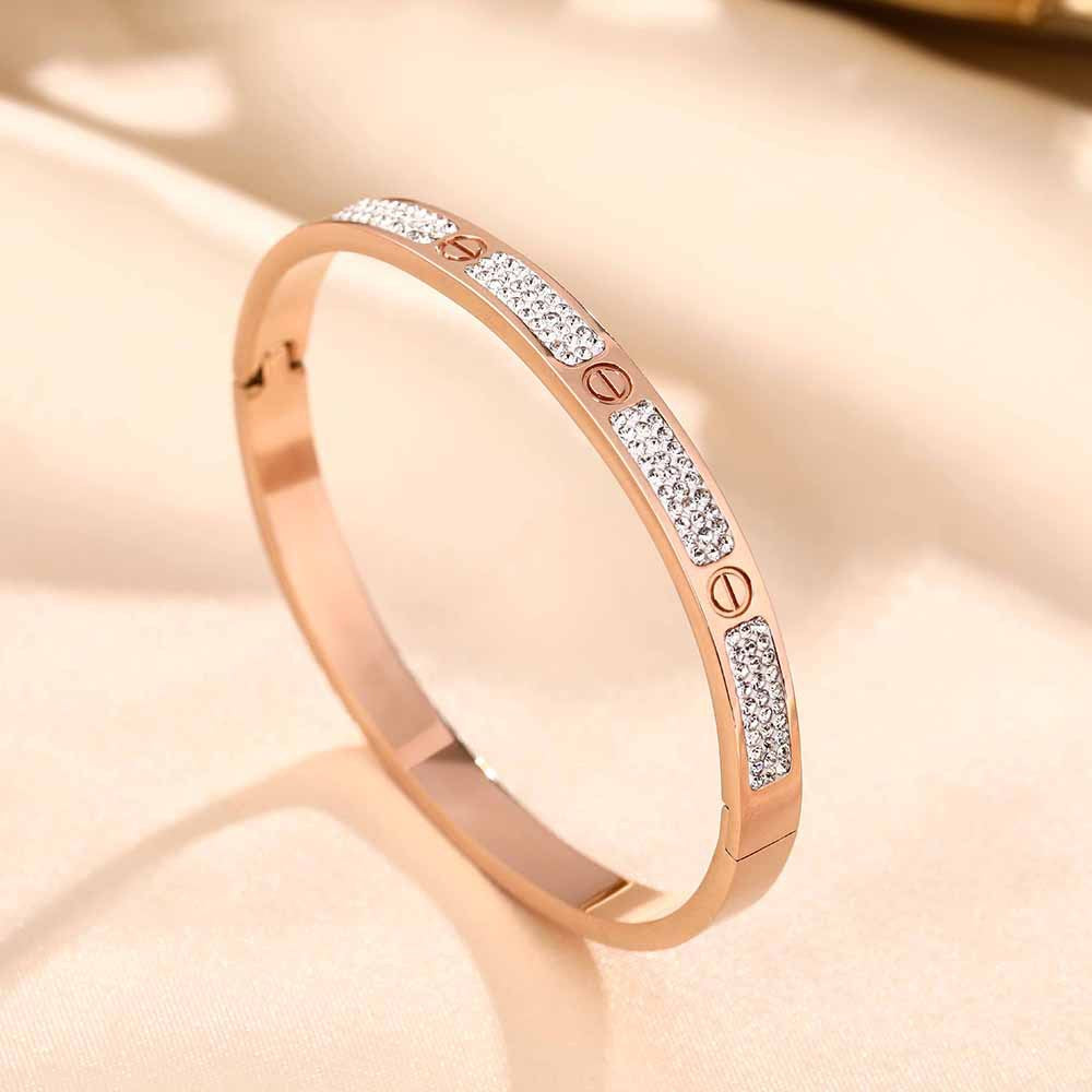 European and American cross-border fashion simple titanium steel bracelet female screwdriver inlaid with three rows of diamonds high-end ins wind bracelet jewelry