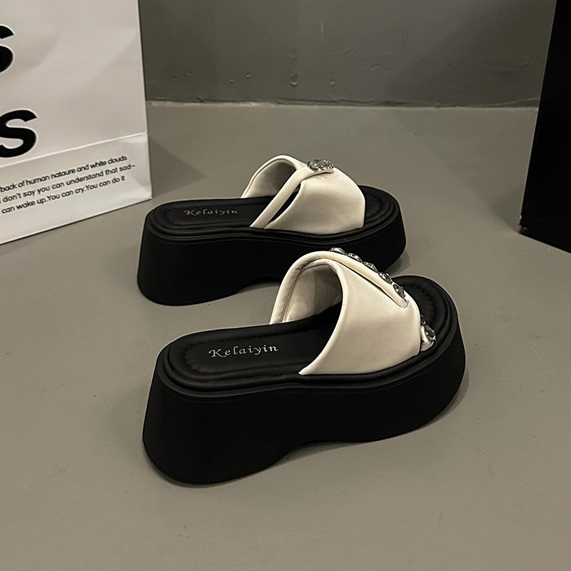 slippers women's summer wear fashion new rhinestone high-end thick-soled sandals flat-soled beach shoes women