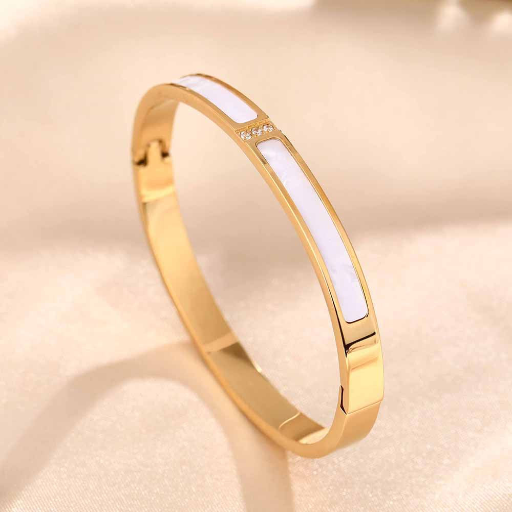 hot-selling temperament zirconium diamond fritillary surface titanium steel bracelet women's light luxury versatile rose gold non-fading bracelet