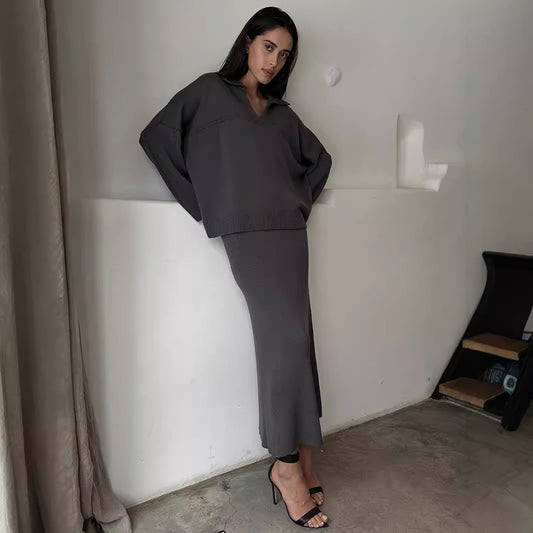 Cross-border knitted set Europe, America winter new fashion simple style V-neck knitted sweater skirt set  suits