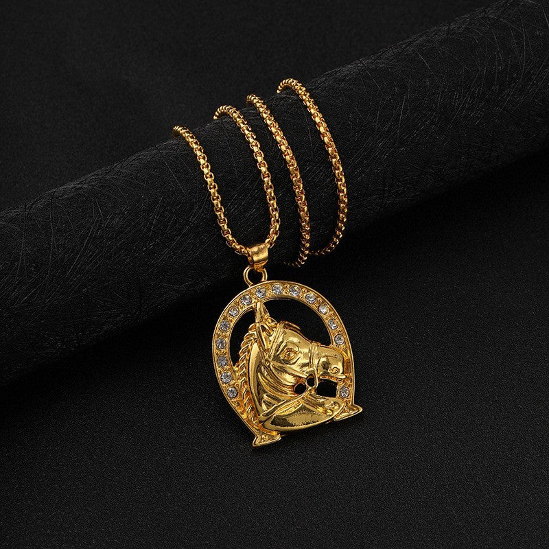 European and American popular hip hop hiphop jewelry, zinc alloy gold-plated diamond horse head pendant necklace