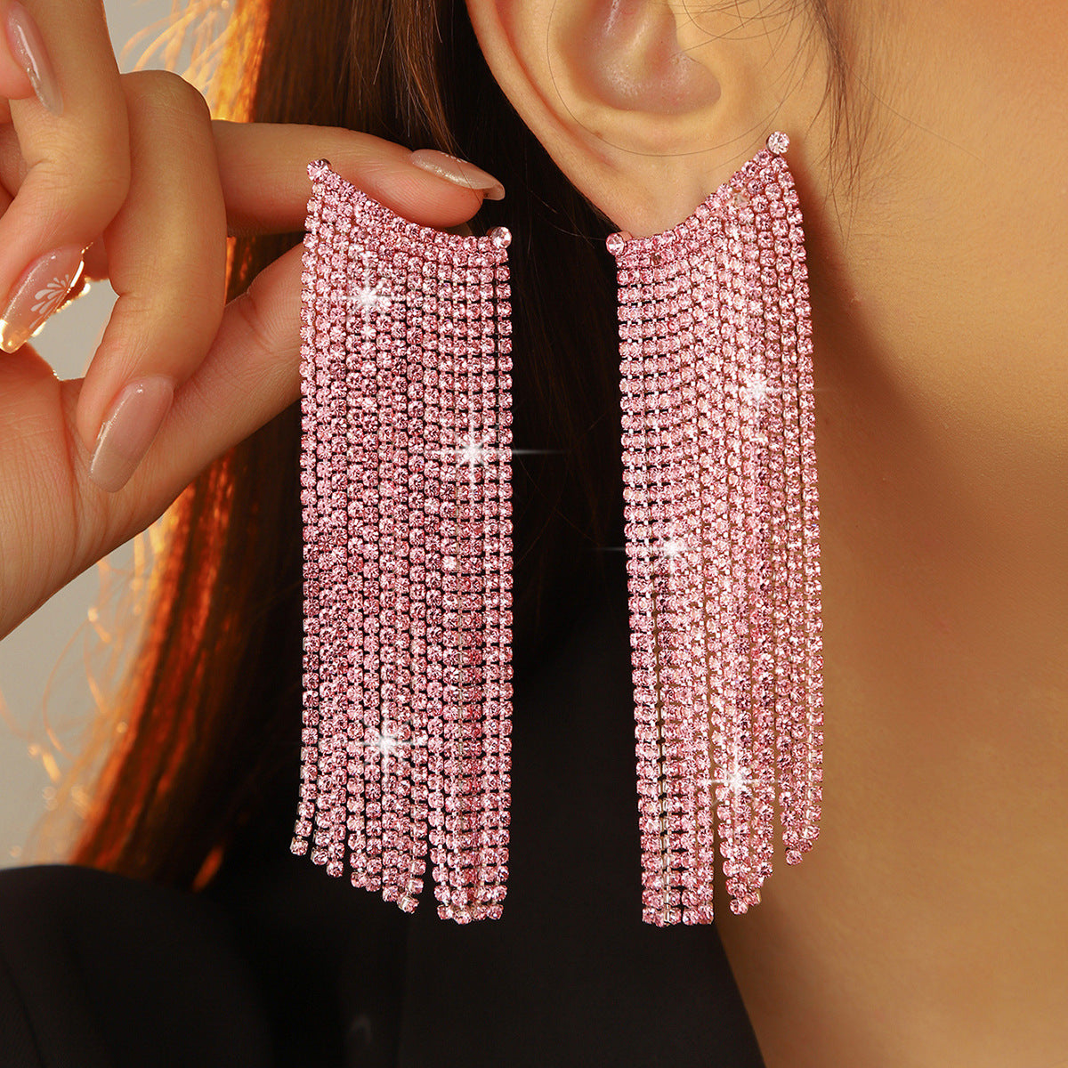 Heavy industry shiny crystal long fringed earrings for women, exquisite and elegant stud earrings, copper earrings.