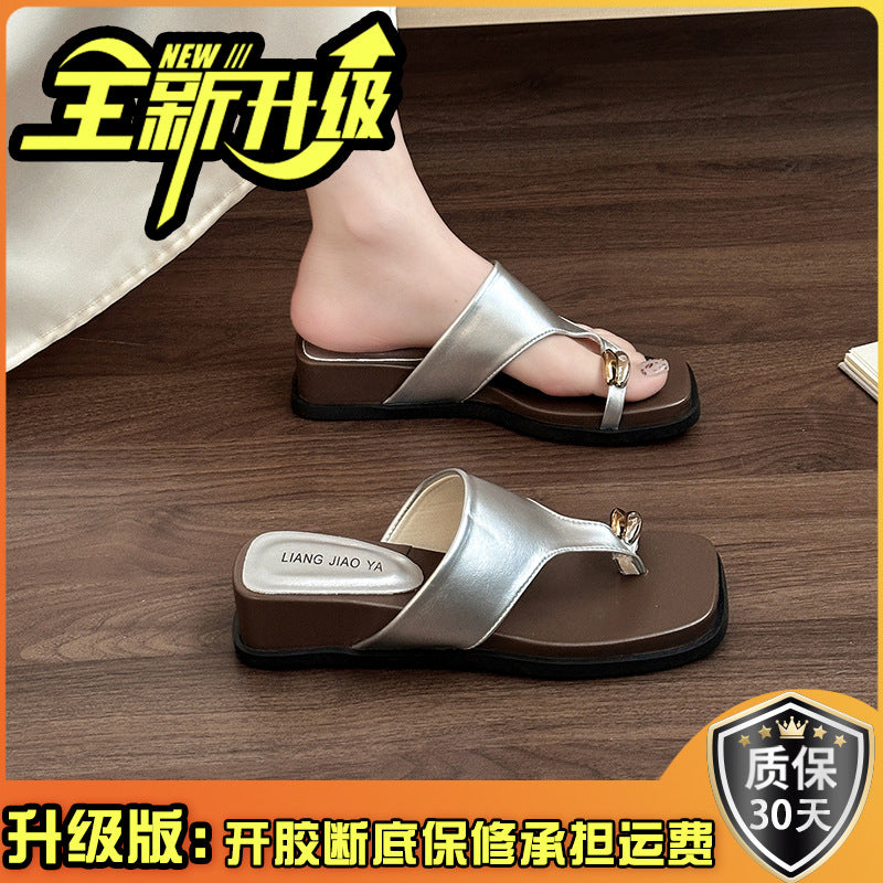 French women's slope heel flip-flops summer wear  new fashion vacation cold slippers beach