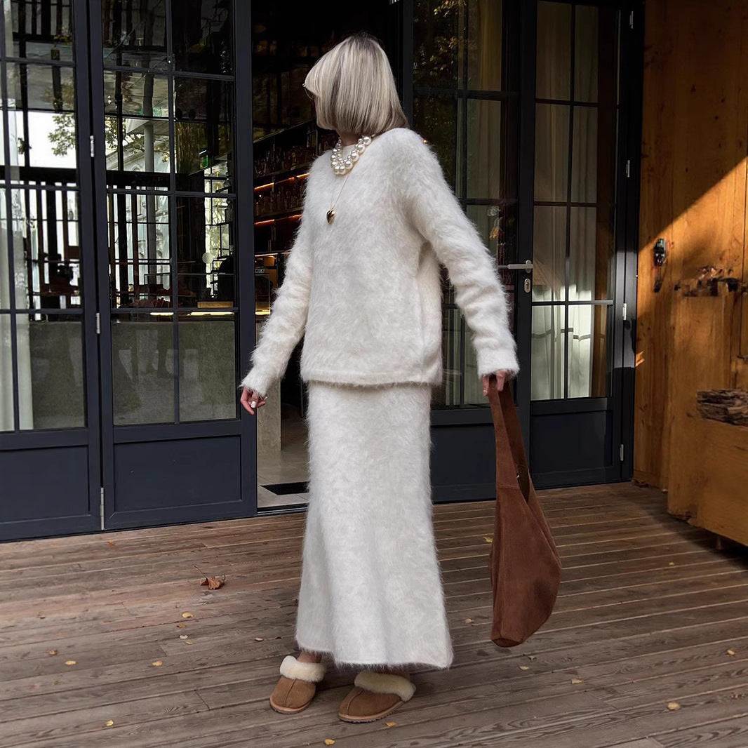 Pullover sweater skirt set, European, American autumn and winter Ins style knitting two-piece sweater set, women  suits