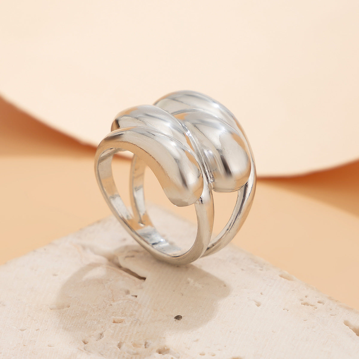 European and American jewelry, design sense exaggerated smooth surface high sense square notch irregular bracelet bracelet