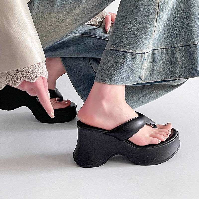 Simple and sweet wind lotus root pink thick bottom flip-flops women spring and summer new round head toe muffin bottom wear cool slippers