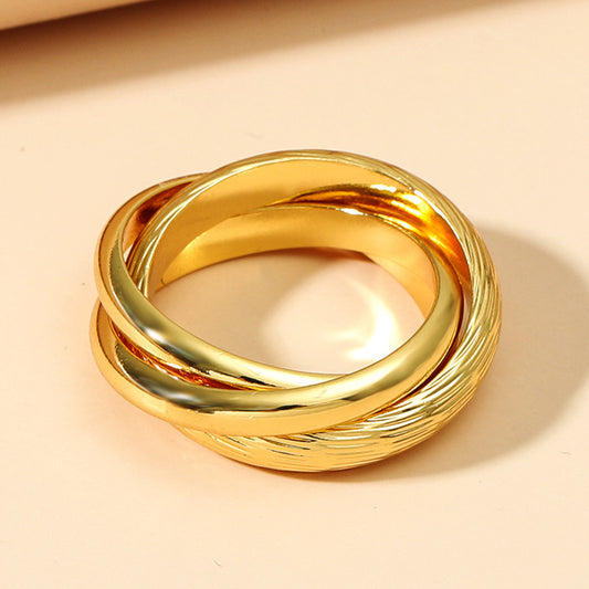 Retro Hong Kong style fashion personality trend light luxury three ring temperament couple simple rings