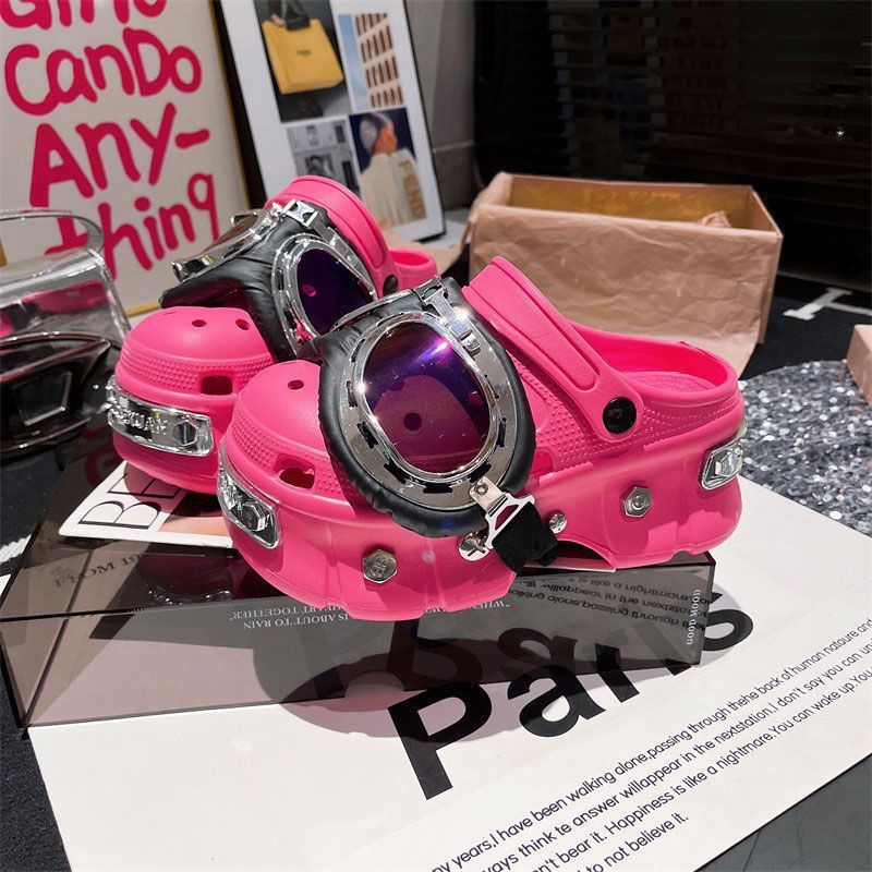 [BRSO] Paris hole shoes summer punk style heightened thick-soled metal rivets fashion slippers bag head sandals