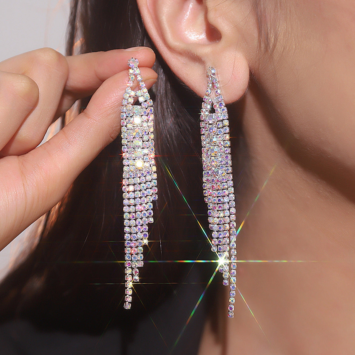 Choka Fashion Full Diamond Long Fringed Earrings Women's Temperament Rhinestone Earrings Ear Jewelry  Earrings