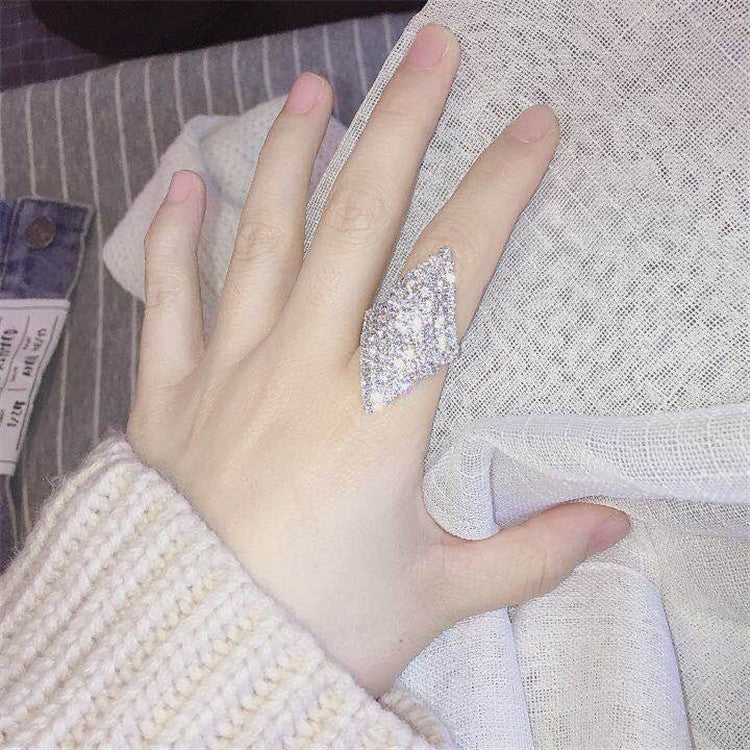 Europe, America, high-end shiny rhinestone rings women, geometric design square crystal ring ring ring