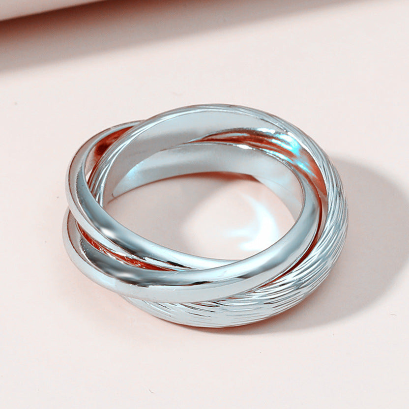 Retro Hong Kong style fashion personality trend light luxury three ring temperament couple simple rings