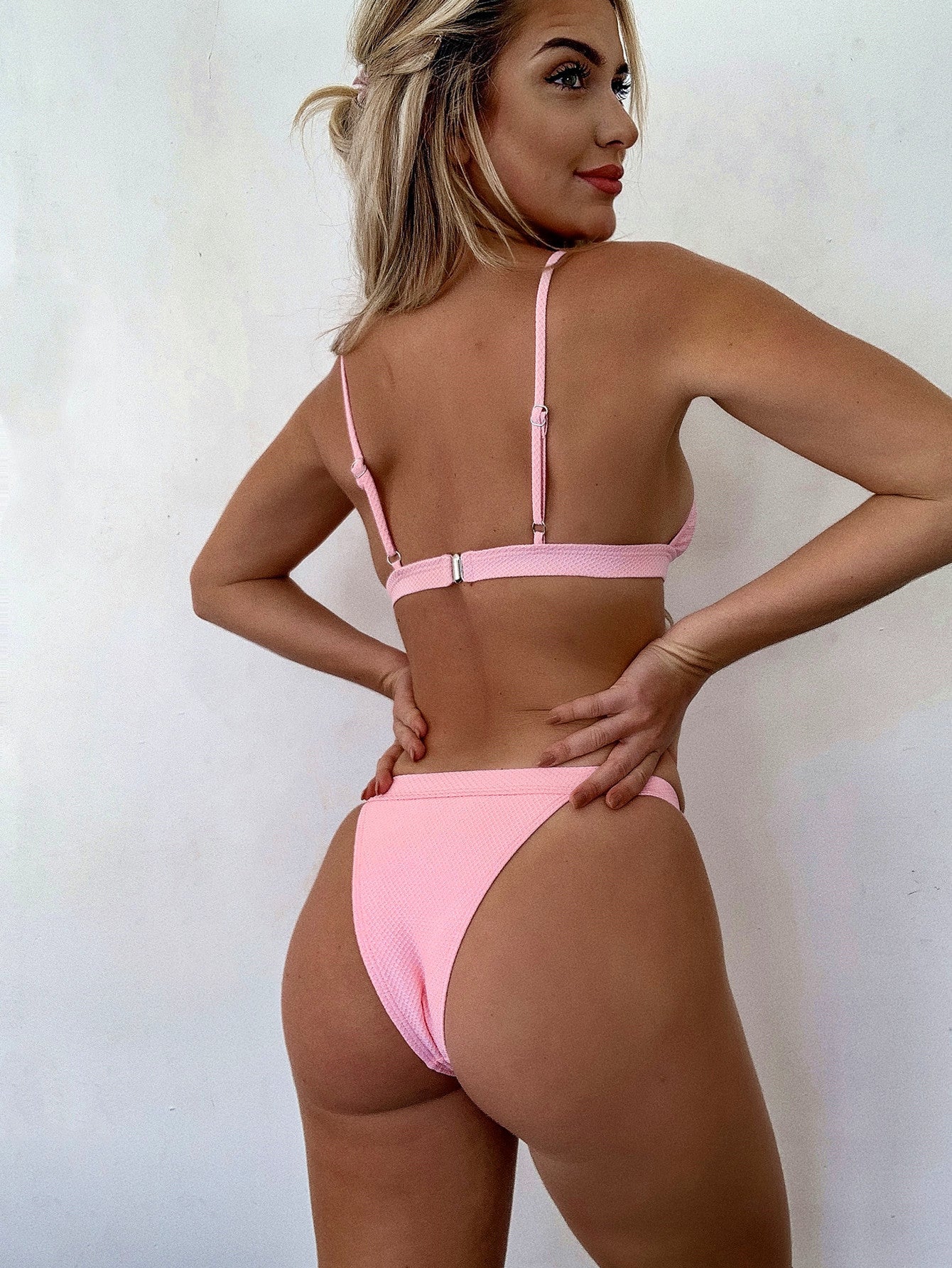 Outer single swimsuit  European and American foreign trade women's split swimsuits solid color bikini