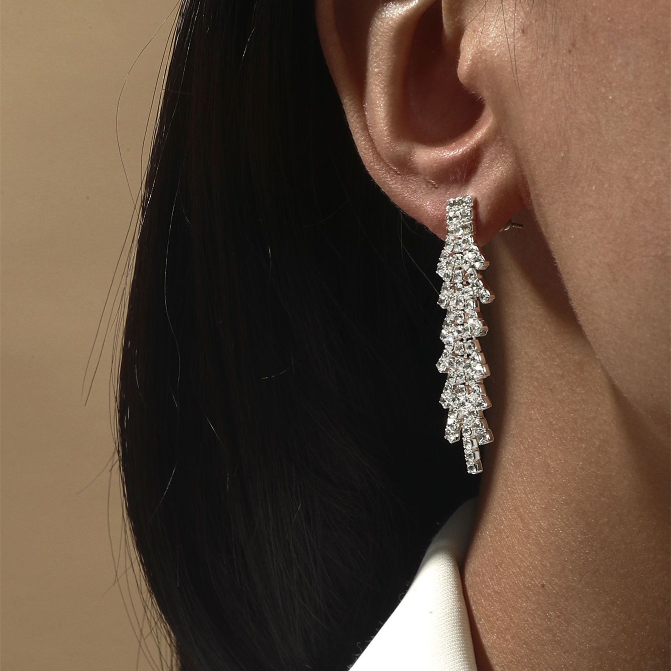 DINGKA popular, high-end geometric design earrings for women, shiny diamond-encrusted small stud earrings, elegant trendy ear jewelry