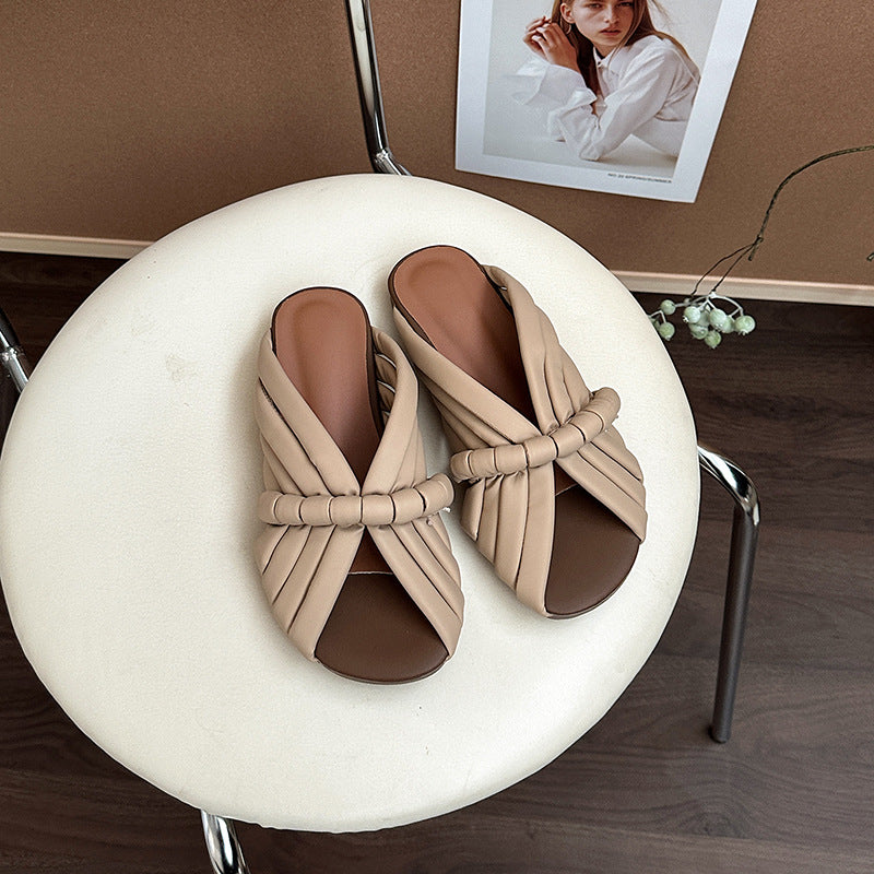 summer new niche design flat bottom outside wearing cool slippers women's hand-woven fish mouth casual one-word drag
