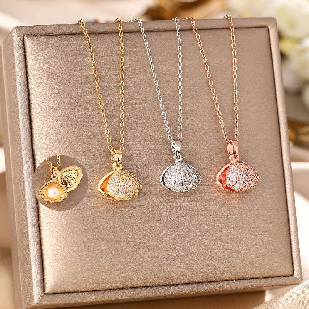 Korean version of diamond-encrusted fashion shell pearl titanium steel necklace women's anti-fading temperament fan-shaped pendant collarbone chain jewelry