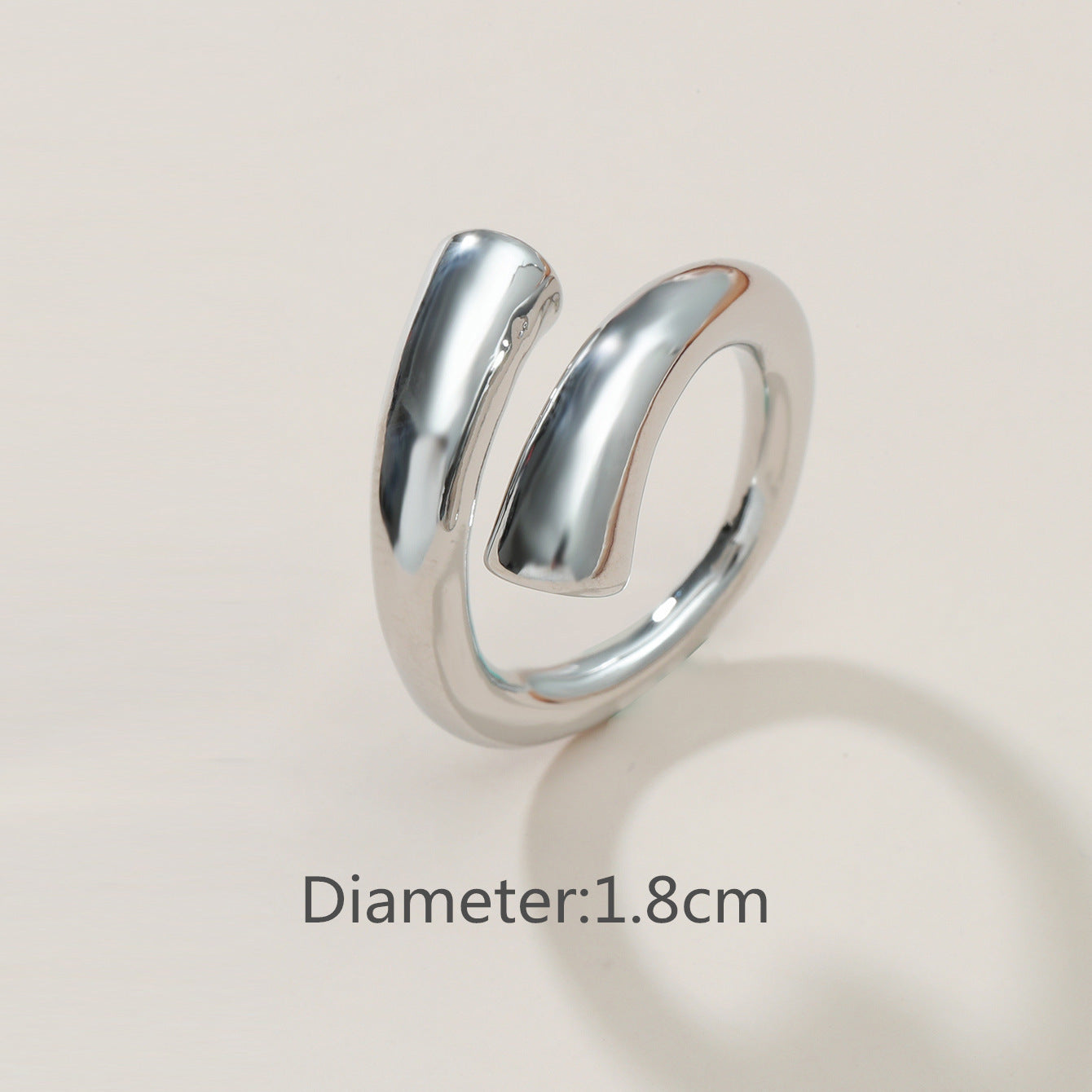 Brass gold plated ins simple Internet celebrity temperament gold glossy circle ring cross wound open rings wholesale