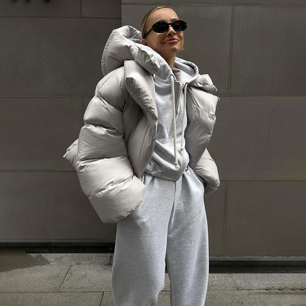 European and American cotton-padded clothes, winter women's bread clothes, cotton-padded jackets, trendy models, personalized street short hooded cotton-padded jackets.