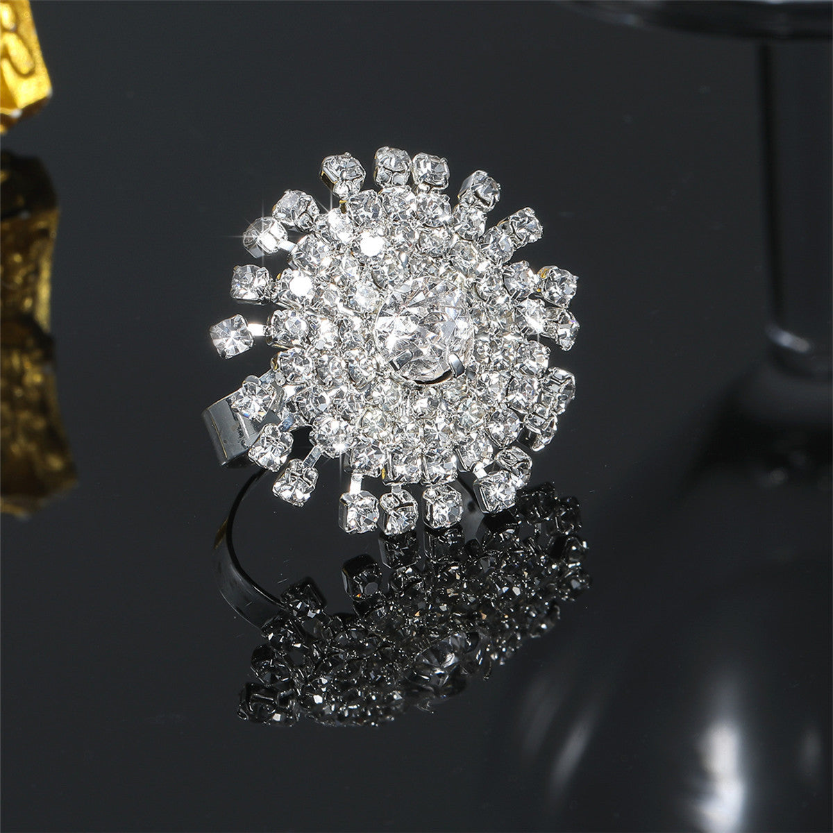 DINGKA Fashion Round Snowflake Rhinestone Ring Temperament Shiny Zir*****pening Adjustable Ring Rings Jewelry
