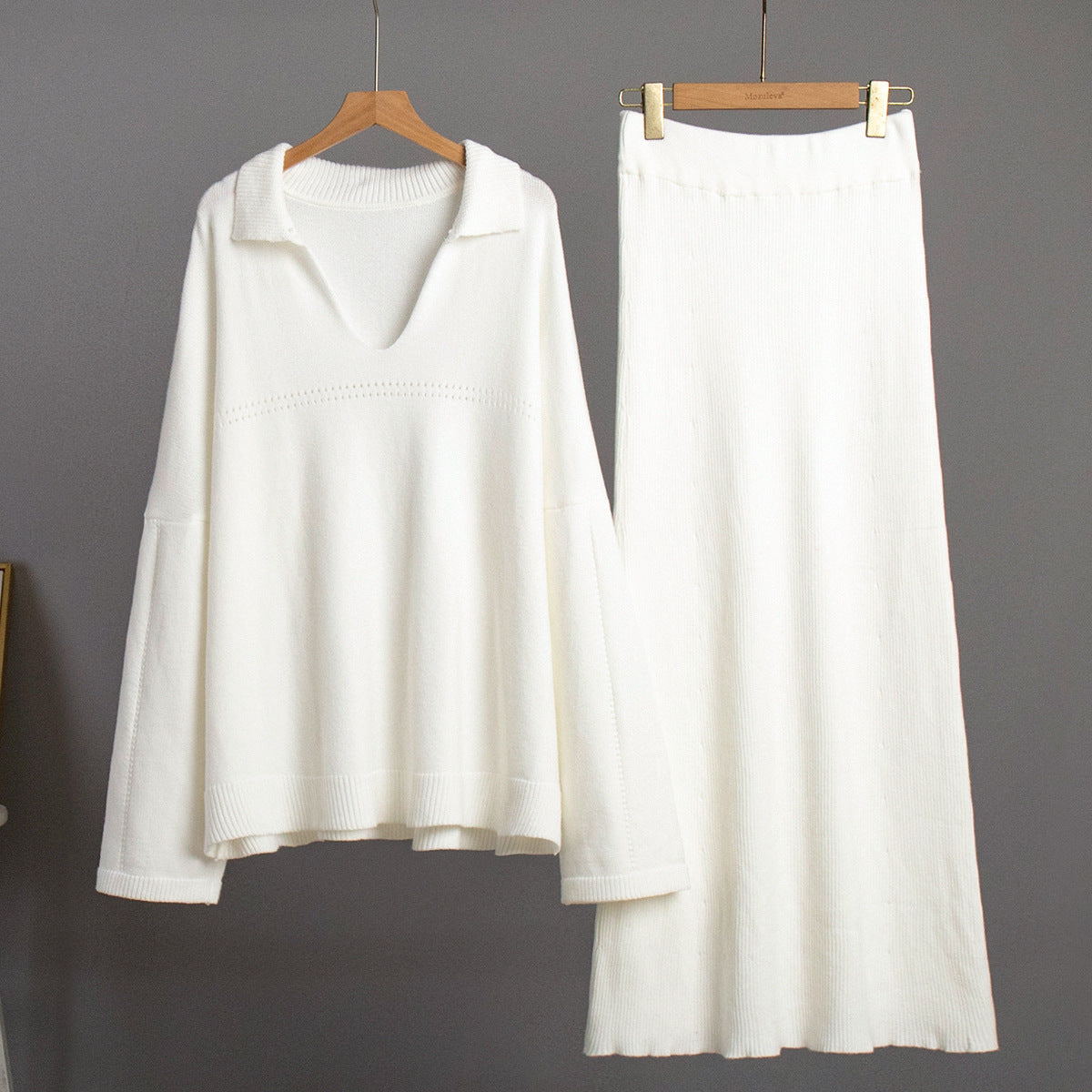 Cross-border knitted set Europe, America winter new fashion simple style V-neck knitted sweater skirt set  suits