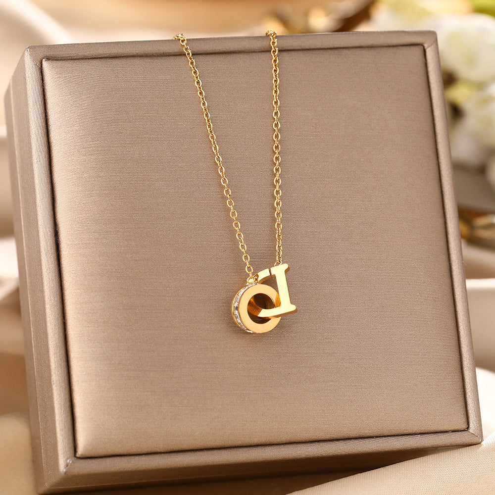 European and American ins titanium steel necklace women's D letter circle pendant light luxury temperament cold wind collarbone chain jewelry does not fade