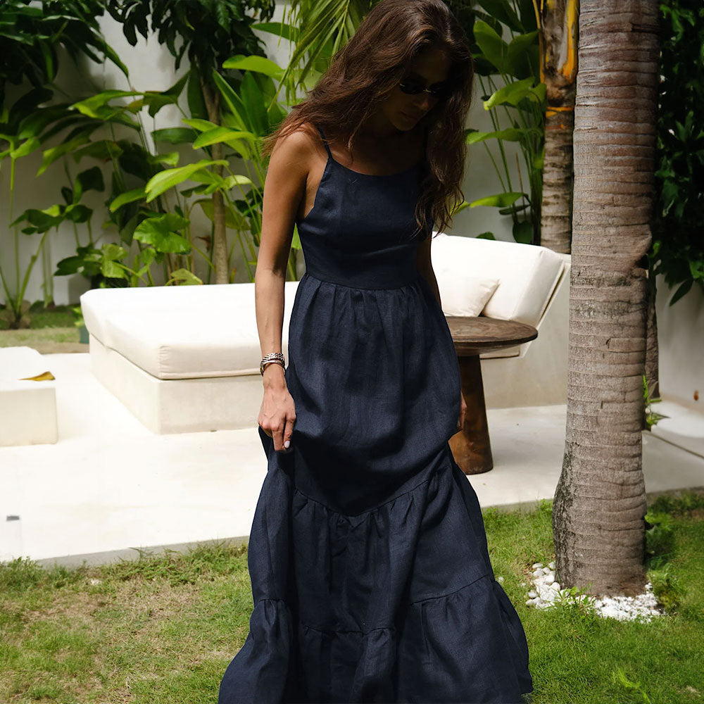 Suspender dress European and American hot sexy backless strap super long cake dress suspender dress
