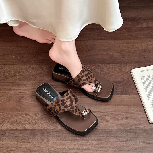 French women's slope heel flip-flops summer wear  new fashion vacation cold slippers beach