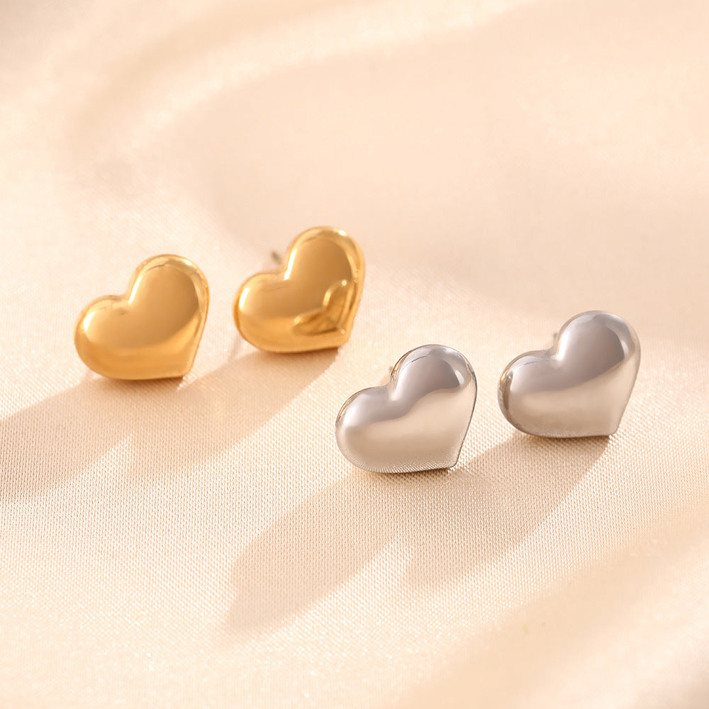 European and American niche light luxury temperament titanium steel stud earrings women's love peach heart ins cold wind 925 silver needle earrings jewelry
