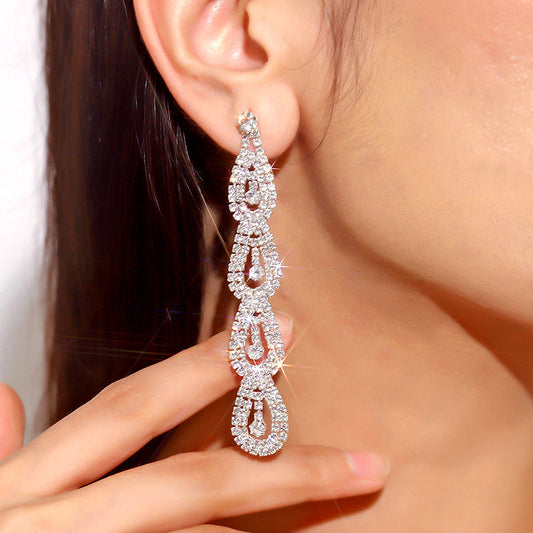 Cho Card Claw Chain Series Rhinestone Earrings Women's Super Flash Full Diamond Long Earrings Stud Earrings Dinner Versatile Earrings