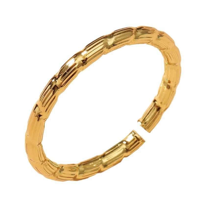 European and American retro hand-made beating concave-convex texture fine ring women's high-end sense simple daily versatile rings