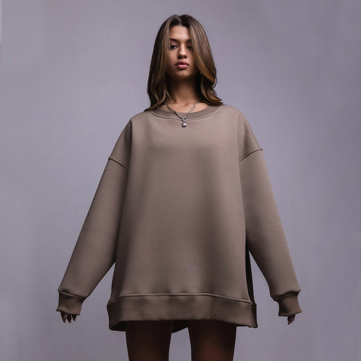 Solid color crew neck sweater European and American winter new women's fleece fleece fleece sweater casual crew neck sweater