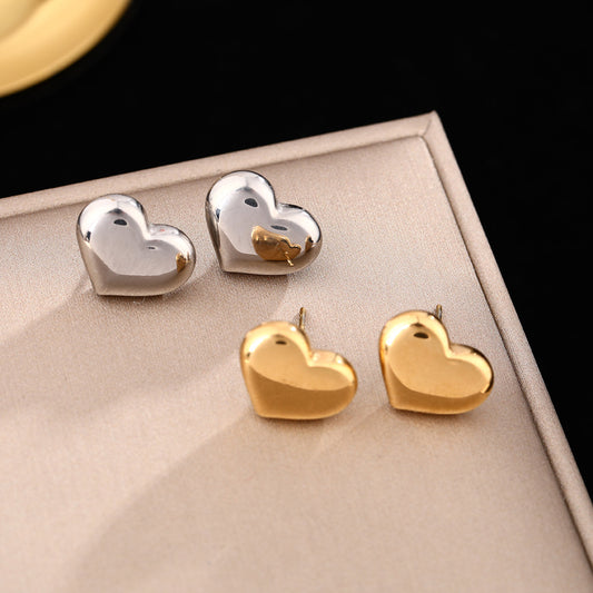 European and American niche light luxury temperament titanium steel stud earrings women's love peach heart ins cold wind 925 silver needle earrings jewelry