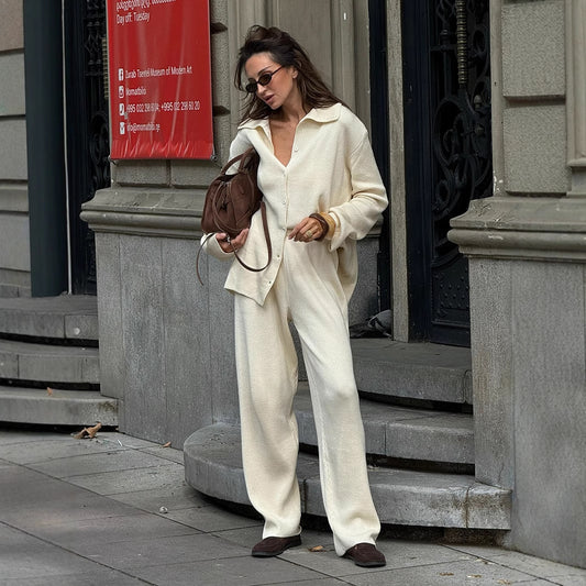 Lapel long-sleeved knitted set, European, American autumn and winter new temperament loose commuting pit strip sweater set  suits