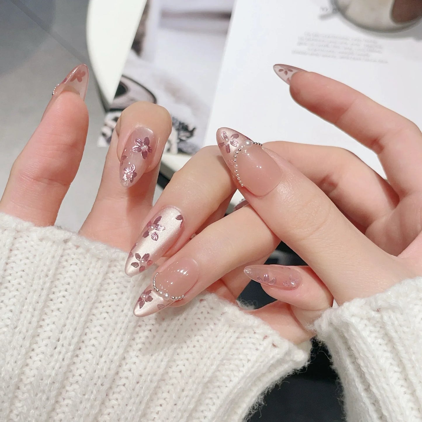 10Pcs Handmade Almond Press On Nails Flash Gradient Wear Pink Flower Design French False Nails Wearable Manicure Nail Tips