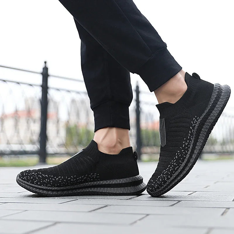 Manufacturer   2025 Breathable Men Casual Shoes Lightweight Outdoor Male Walking Shoes Anti-slip Men's Sneakers Slip on Flats Vulcanized Shoes    Sneakers