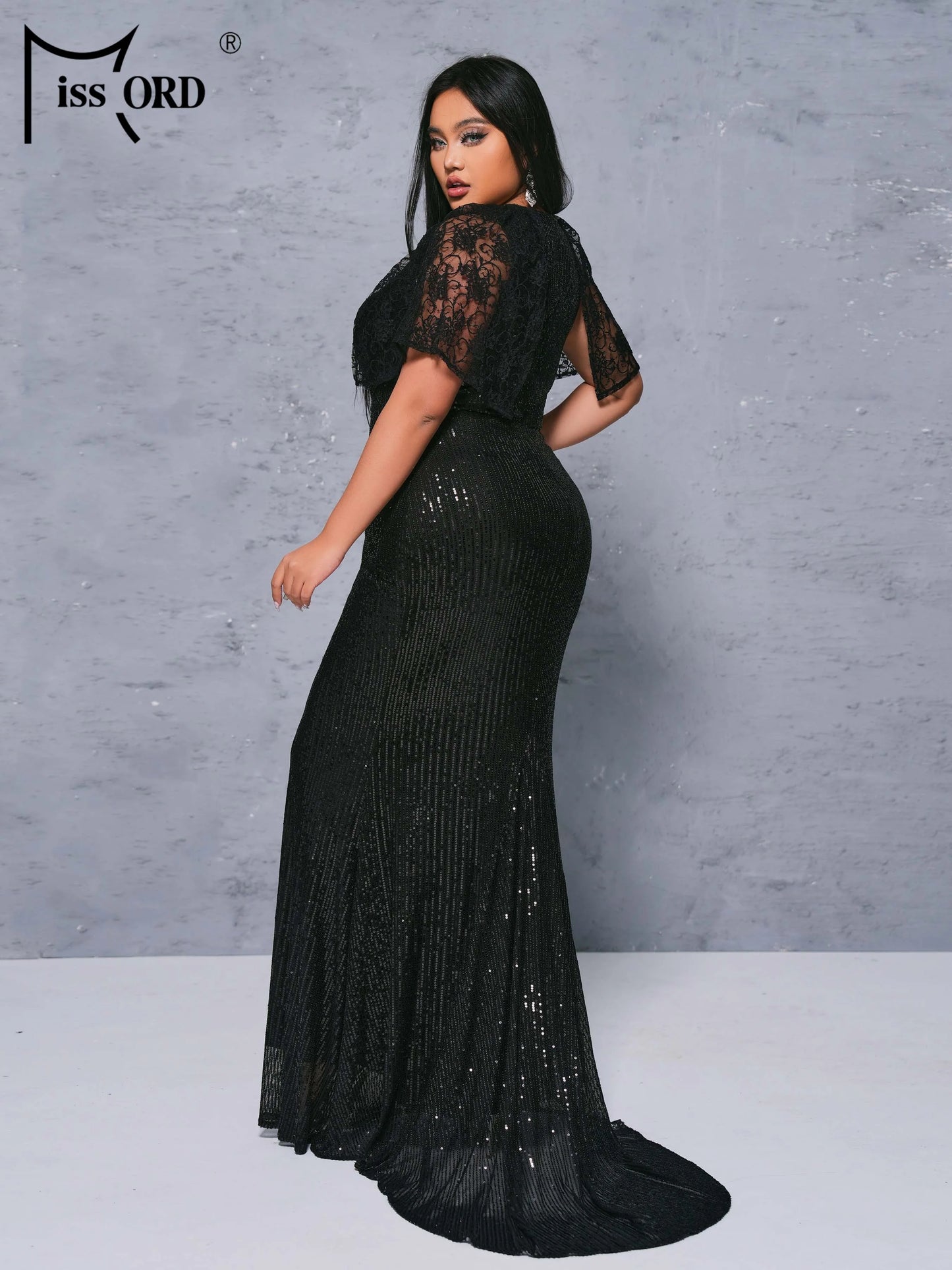 Missord Plus Size Black Round Necked Sequin Short Sleeved Mermaid Evening Formal Occasion Dress