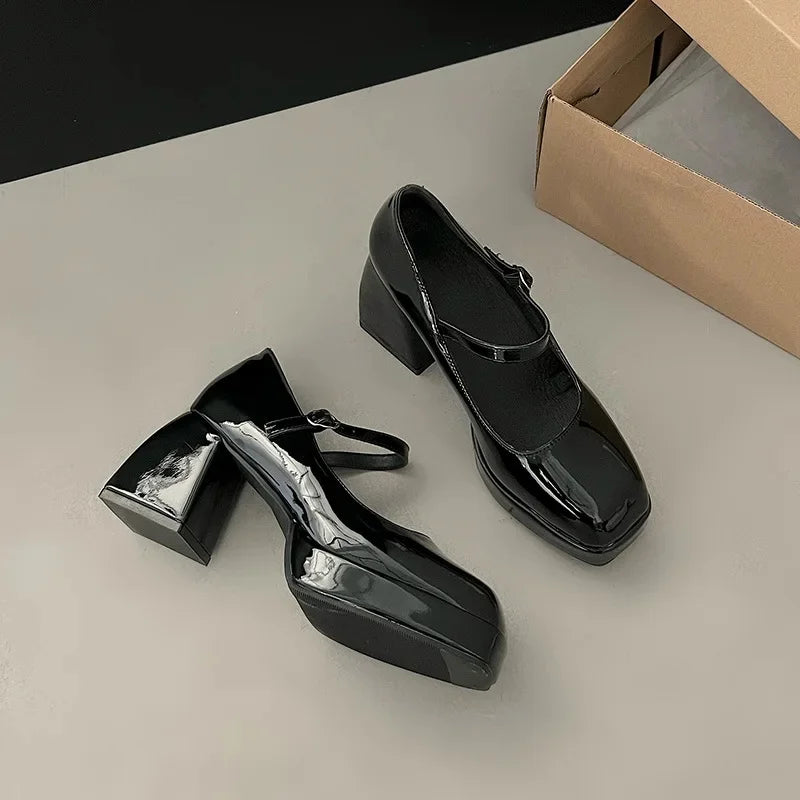 Manufacturer   Women's Chunky Heel Mary Janes Shoes Large Size Spring New Style French Design Thick Bottom Retro Single Shoes PU Leather   Pumps
