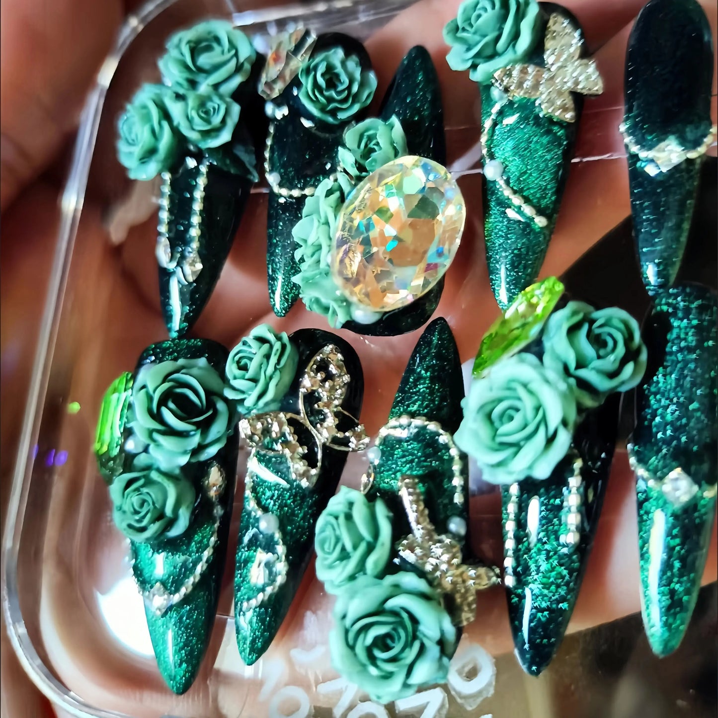 10Pcs Press On Nails Dark Style Charm Gradient Art Nail Full Diamond Long Almond Rhinestones Detachable Handmade Wear Fake Nails