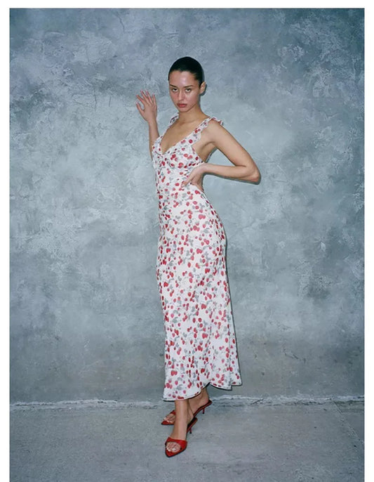 New 100% Silk Women V-Neck Ruffles Sleeveless Slim Fit Strawberry Printed Long Dress