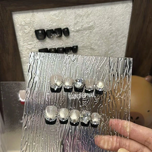 Black Silver-press on Nails Party Gift for Yourself Lover Friend Kids Nails Short Christmas