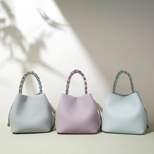 Luxury Women's handbag Cowhide Bucket Bag Spring Crossbody Bag Commuting Shoulder Elegant Women's bags Designer Luxury Bag