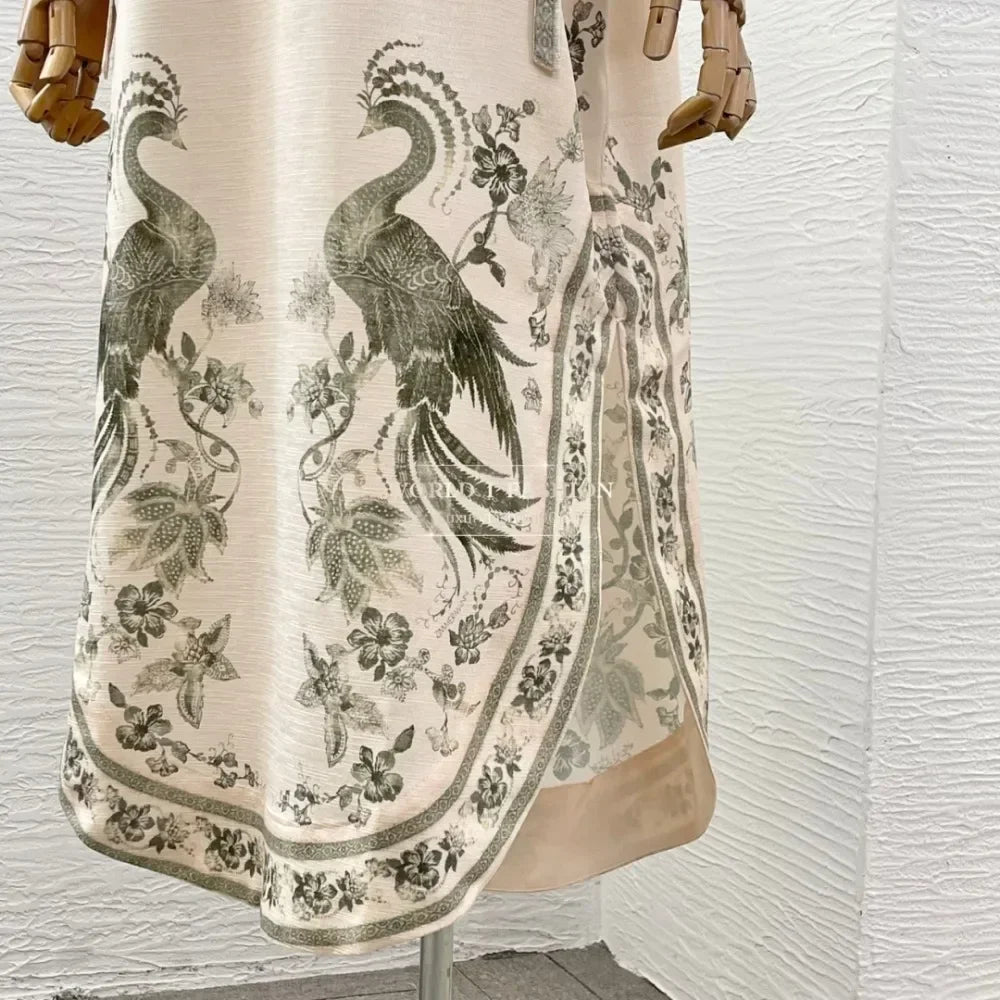 New Fashion Beige Long Sleeve Hooded Peacock Floral Print Loose Midi Dress