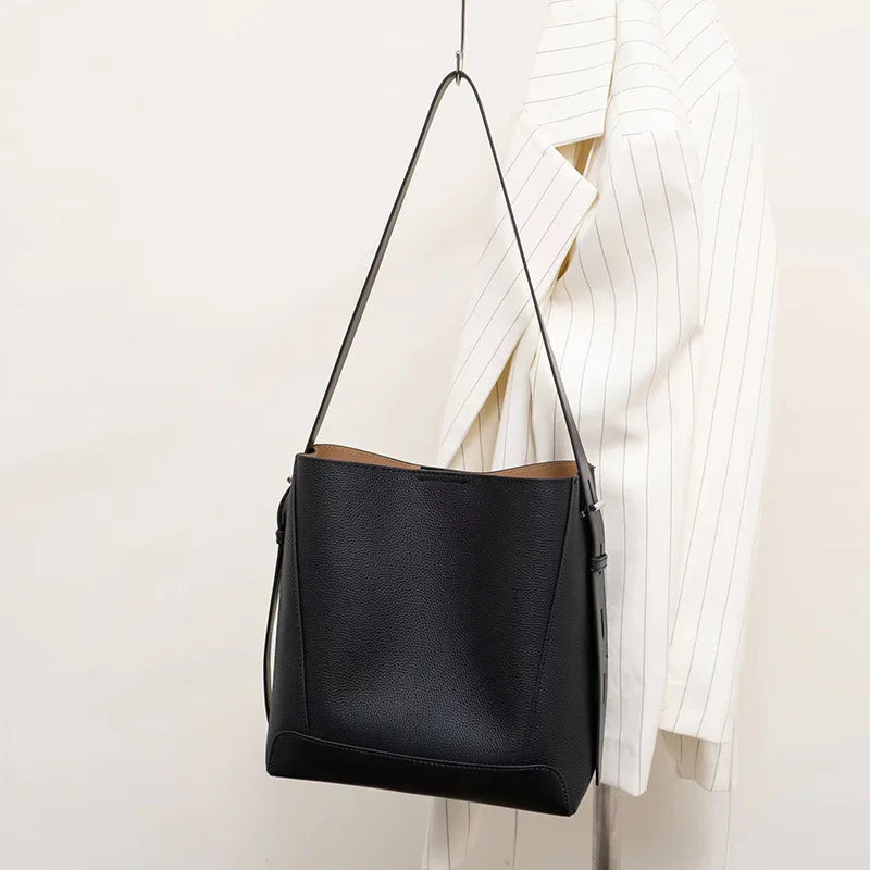 Minimalist Lady Commute Messenger Bag Women Luxury Genuine Leather Casual Shoulder Bags Female Classic Bucket Bag  New Style