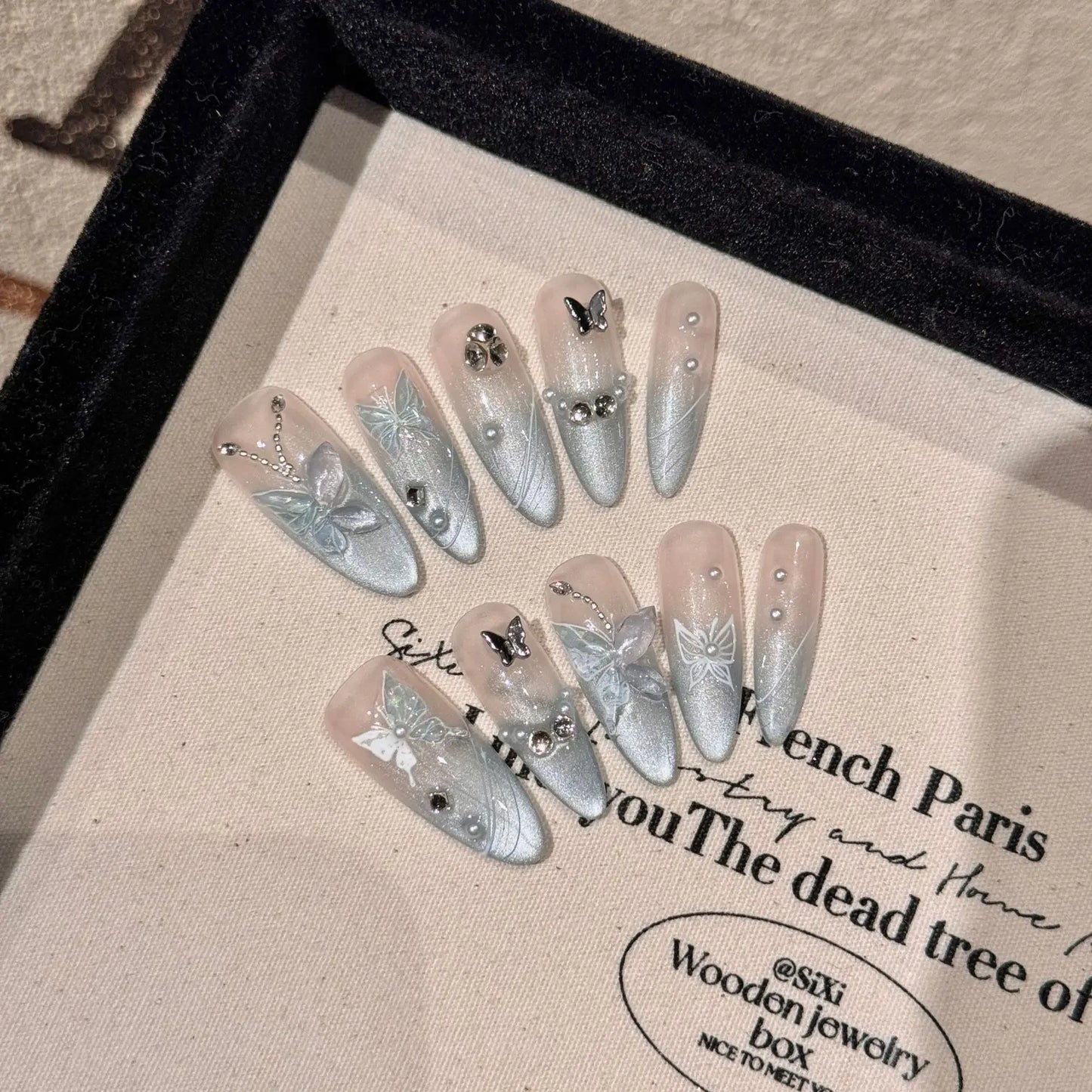 10Pcs Handmade Press on Nails Pink  Aurora Diamond Rhinestones Design Pink Almond False Nails Wearable Manicure Nail Tips Art