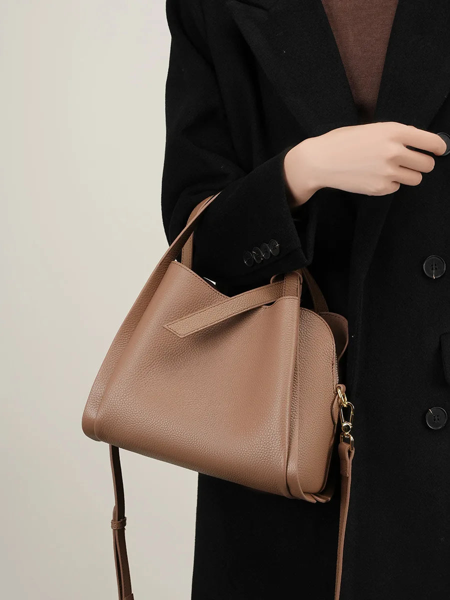 Cow Genuine Leather Bucket Bag For Women  Luxury design Cowhide Crossbody Bag Commuter Shoulder Bag For Shopping handbag